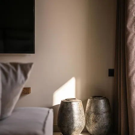 Nomada Chania * Chania (Crete)